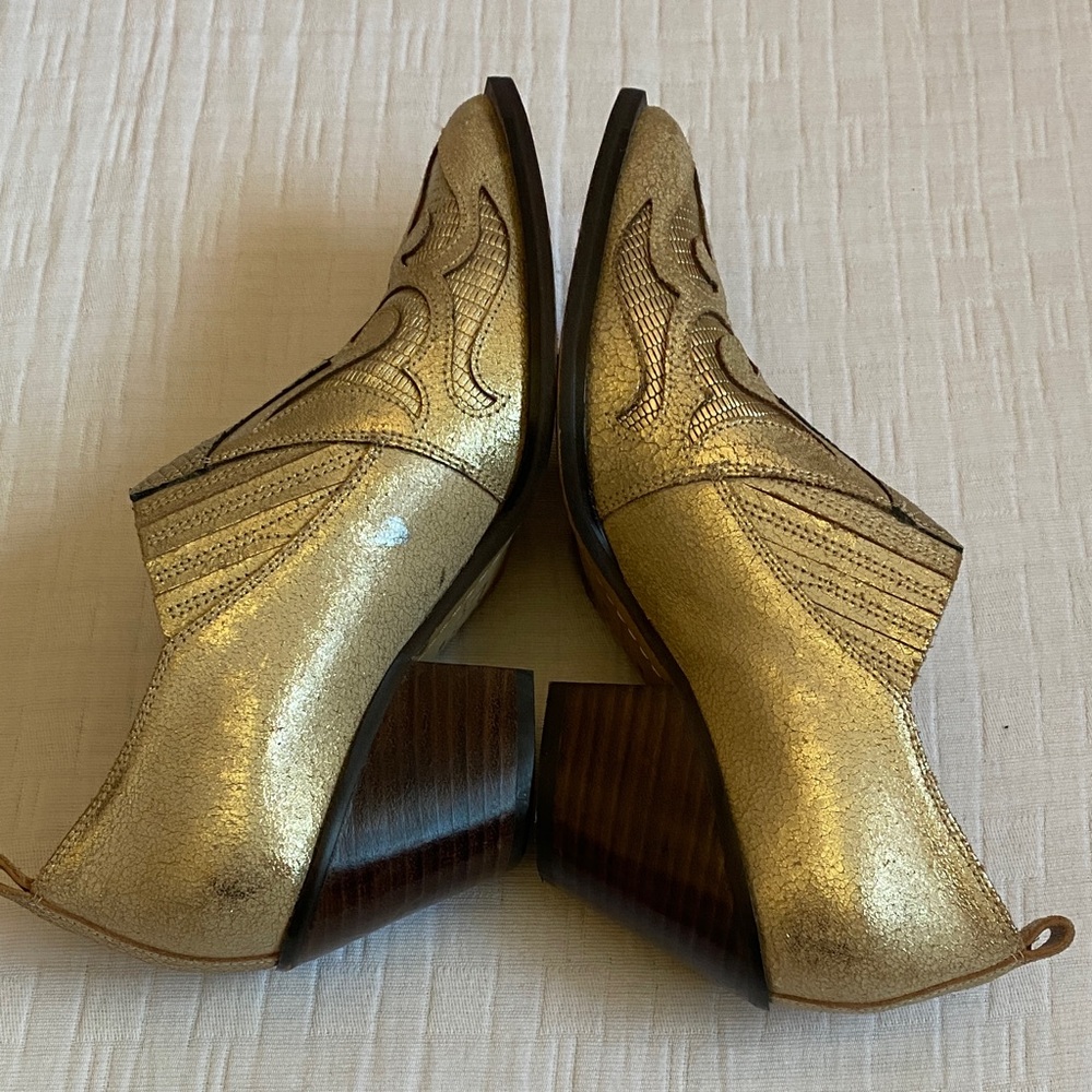 MARC FISHER  Gold Ankle Booties - Picture 3 of 7